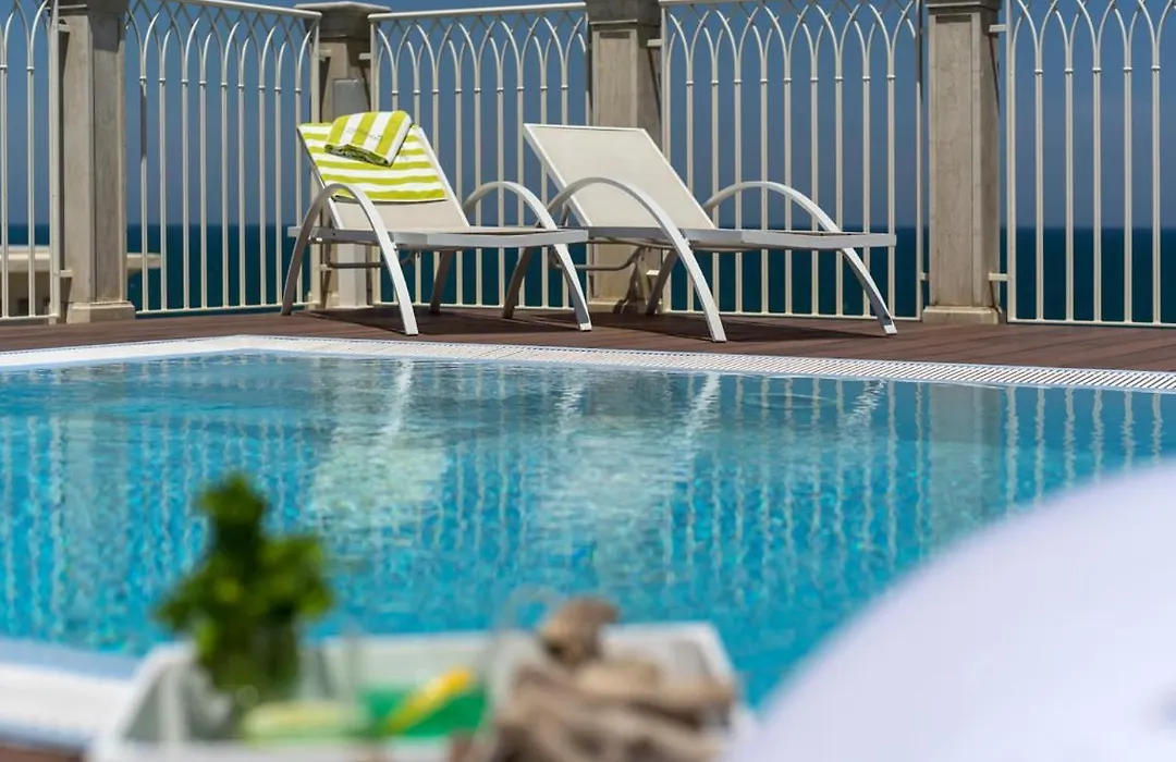 Hotel Amarcord-1